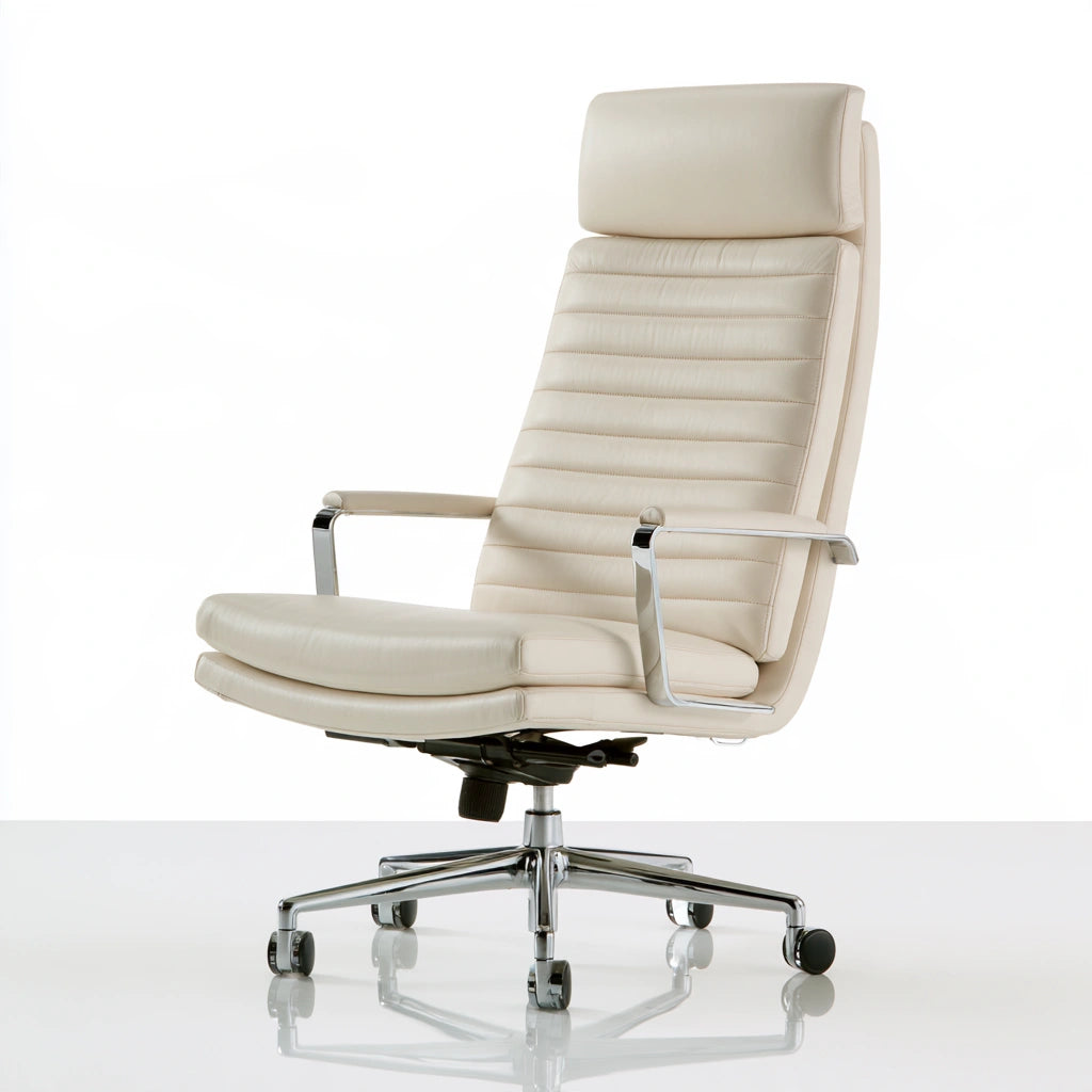 Poltrona ergonomica da ufficio in pelle con schienale alto, colore bianco avorio